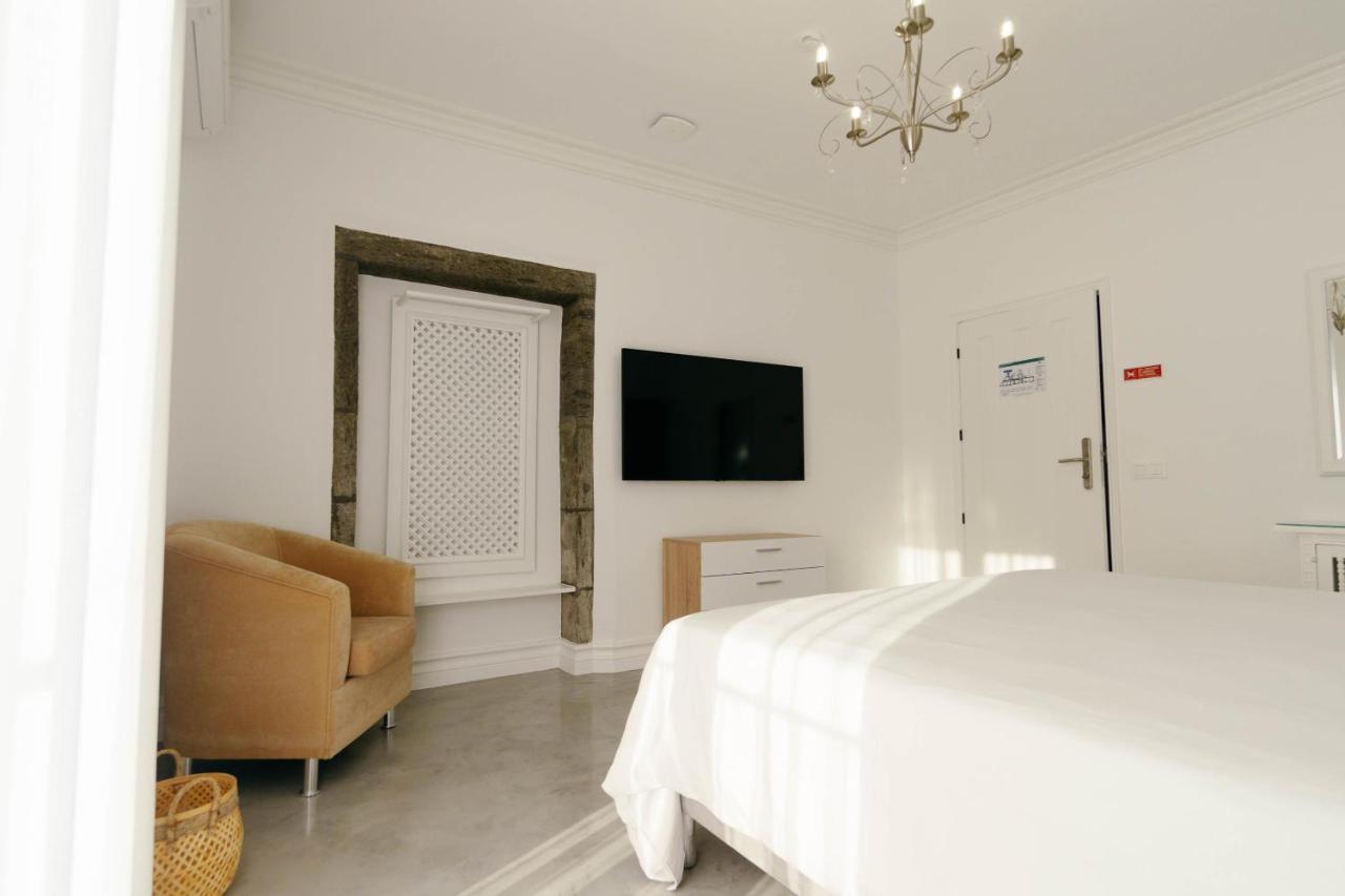 לינה וארוחת בוקר Ponta Delgada Senhora Do Carmo Charm House מראה חיצוני תמונה