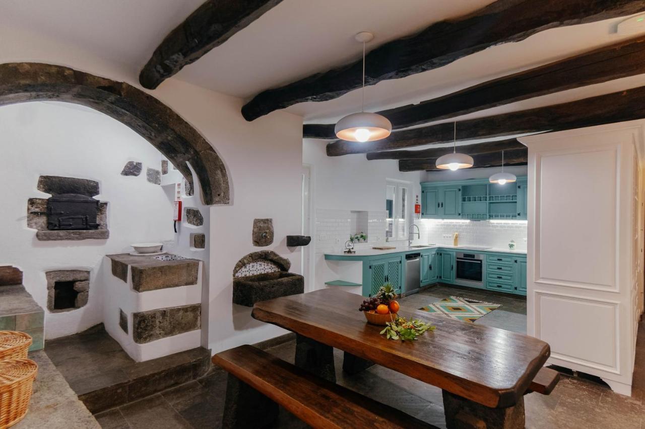 לינה וארוחת בוקר Ponta Delgada Senhora Do Carmo Charm House מראה חיצוני תמונה
